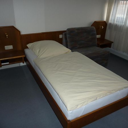Hotel Ockenheim エクステリア 写真