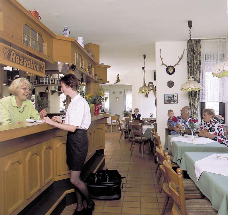 Hotel Ockenheim エクステリア 写真
